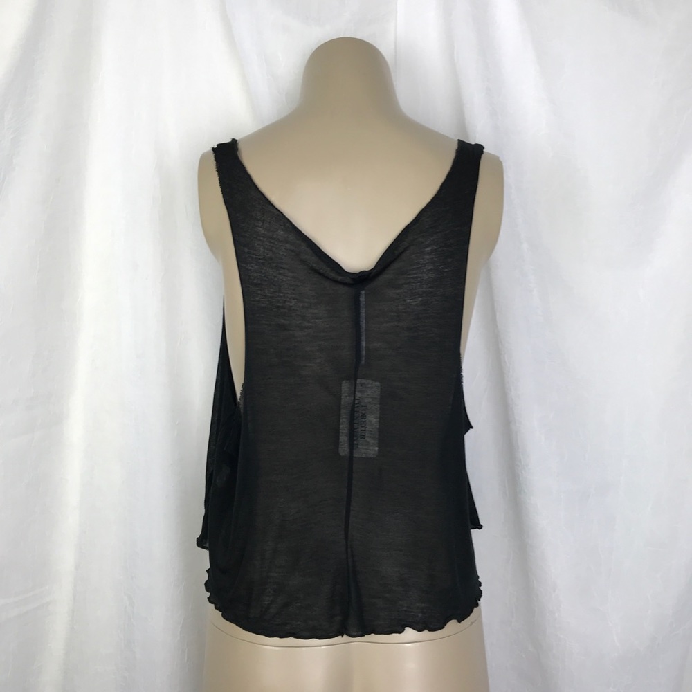 🚫SOLD🚫 NWT Black Grey Geometric Sheer Crop Tank - Picture 4 of 7